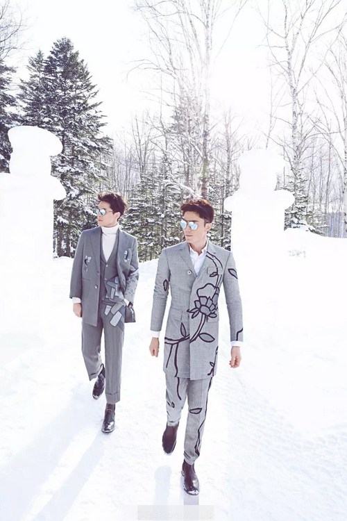 胡歌霍建华拍封面大片 禁欲系大叔秒变暖男|大