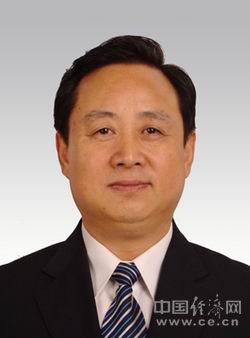 书记黄先耀简历