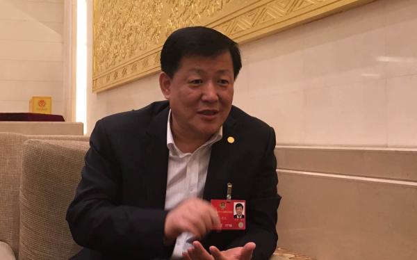 全国政协委员朱建民:建议逐步禁止公路运输危