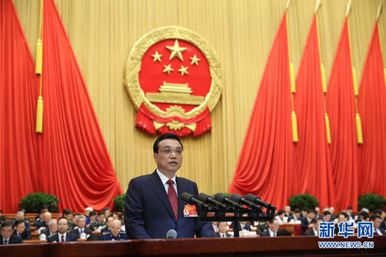 3月5日,第十二届全国人民代表大会第三次会议在北京人民大会堂开幕。国务院总理李克强作政府工作报告。