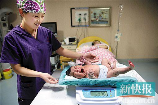 允许生还要敢生愿生二孩配套政策得跟上|孩子