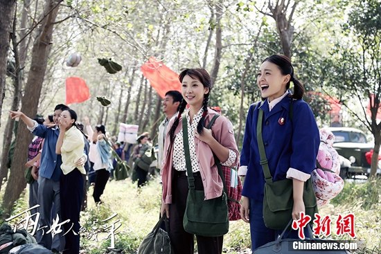 柳岩、毛林林演“红白玫瑰” 毛林林圆“好人梦”|毛林林|编剧_凤凰娱乐