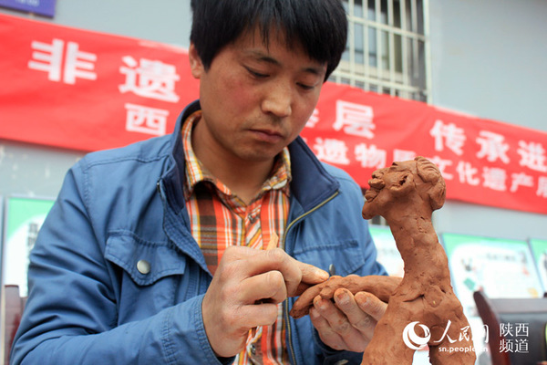 蓝田泥塑  和冰摄