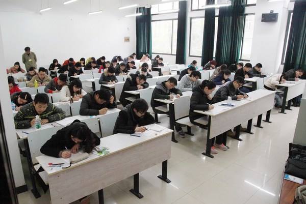 河北省落实退役大学生士兵定向考录公务员政策