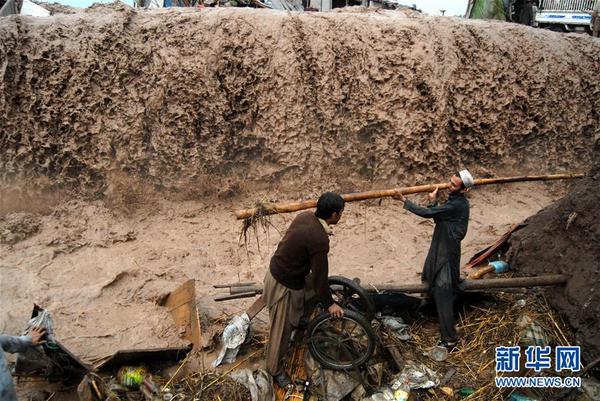 巴基斯坦多地强降雨致49人死亡