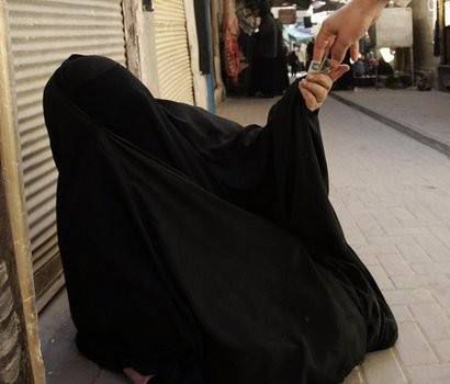 迪拜乞丐月入47万 盘点几大奇葩高薪职业(组图