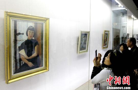 潘玉良画展重现了民国美术界女画家的传奇。　潘索菲　摄