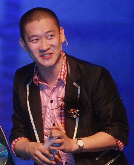 曹云金做一个受人尊敬的演员