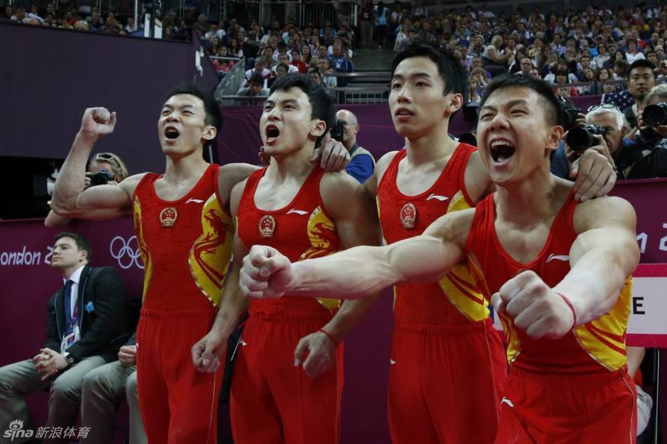 体操男团中国队零失误夺冠 成就奥运会两连冠