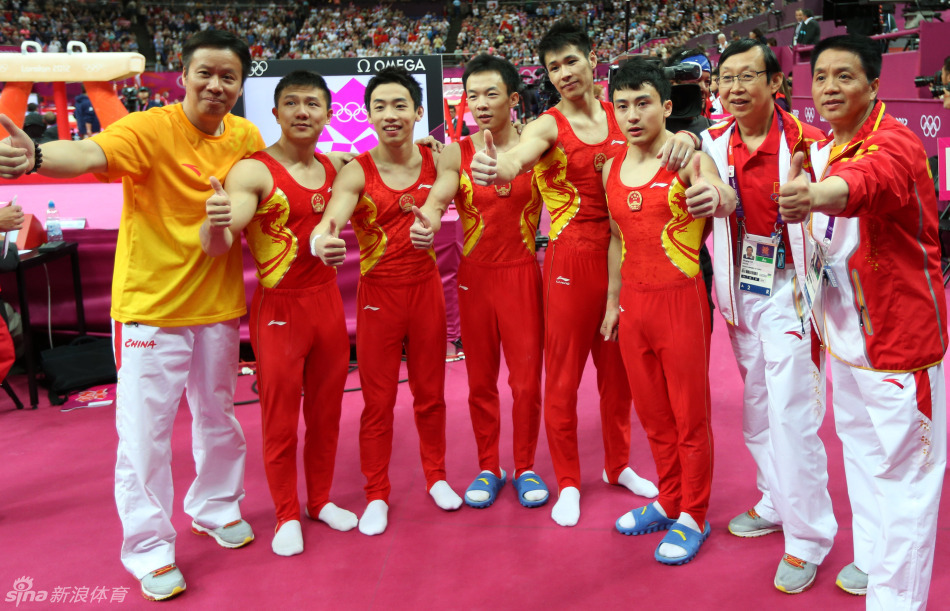 体操男团中国队零失误夺冠 成就奥运会两连冠_频道_凤凰网