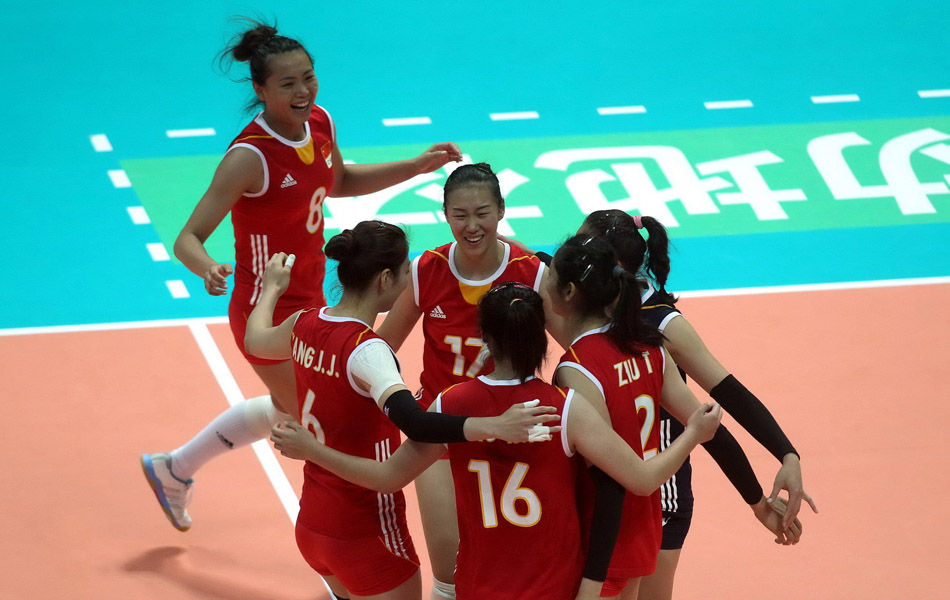女排精英赛-中国3-0横扫泰国 三连胜问鼎冠军|