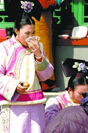 横店群演价目表曝光制片人：没想象的“凄惨”