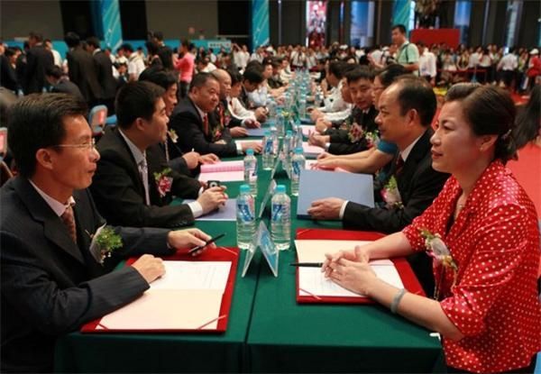 收入证明范本_支出收入表格_信托经理收入