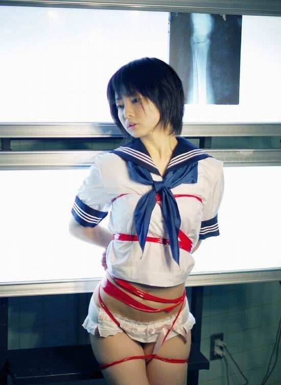 热辣诱惑超越专业级 日本业余<em>宅女</em>COSer_<em>游戏</em>