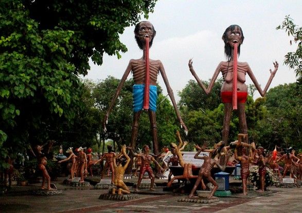 泰国重口味地狱主题公园 宛如生化危机再现