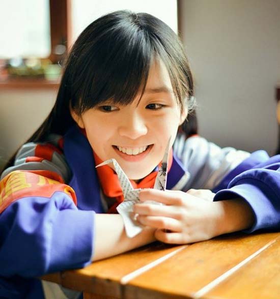 丑到爆的中国校服!你喜欢吗?_游戏 热点话题