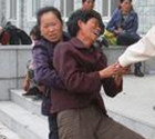 火灾遇难者家属采血认亲