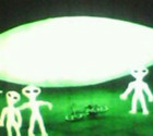 网友围观电死外星人