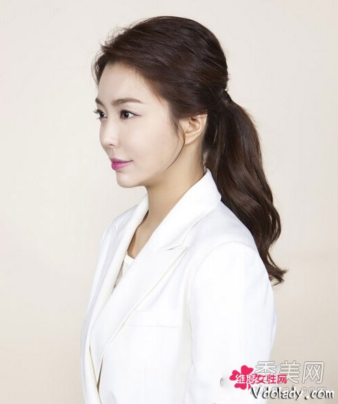 韩国妹子 夏季都是这样扎头发的