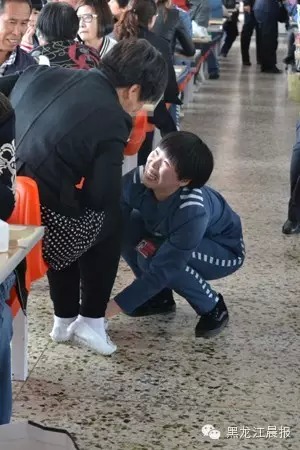 女子监狱内的"母亲节"