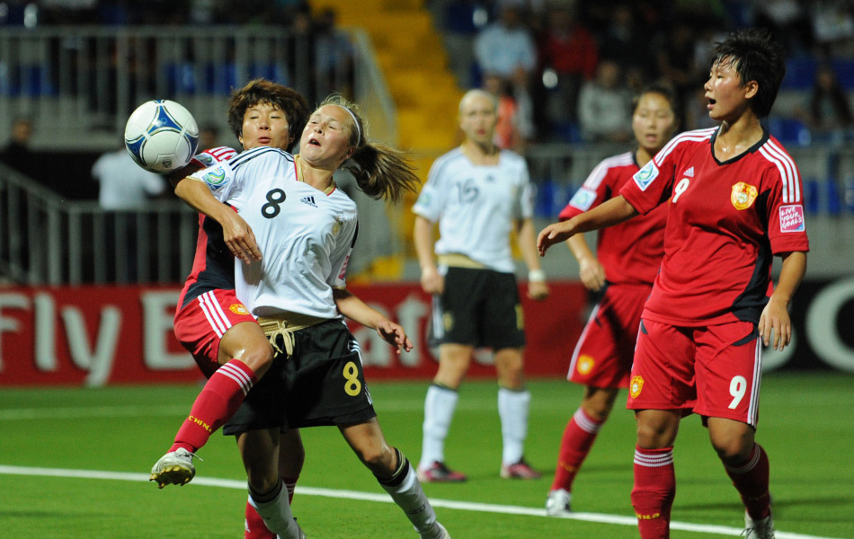 U17世少赛-中国女足补时丢球憾平德国