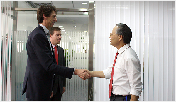 数学学院召开CMS编委会第一次会议