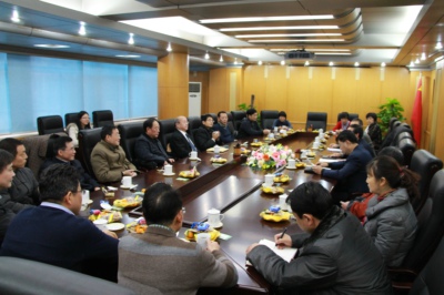 中国科大举办离退休干部迎新年联欢会