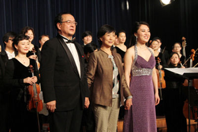 中央歌剧院来我校作专场演出_教育频道_凤凰