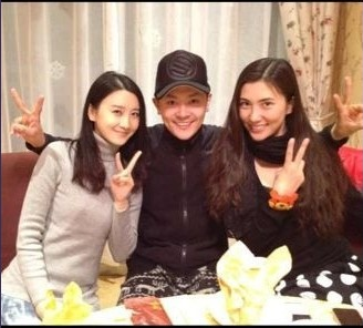 印小天推搡边潇潇视频遭曝光 双方各执一词