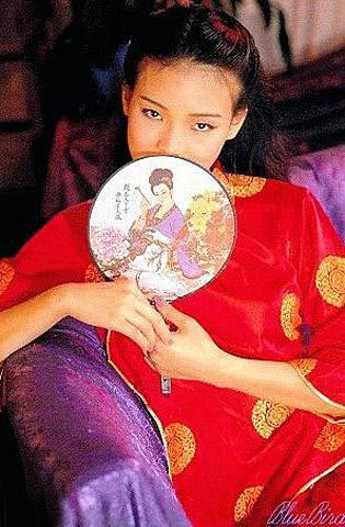 被揭艳照舒淇删微博 舒淇早期古装写真曝光