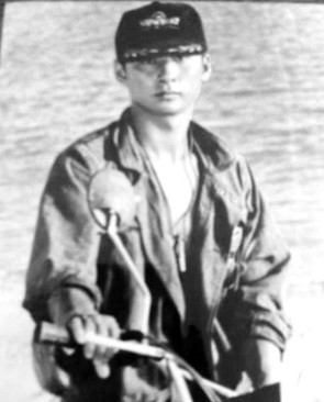 张纪中<em>姜文年轻</em>帅照曝光 揭众名导相貌今昔对