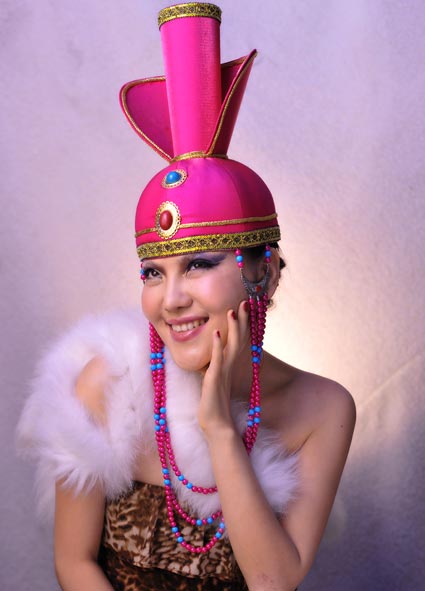 ... 乌兰图雅结婚照_乌兰图雅穿透明_乌兰图雅底下漏光
