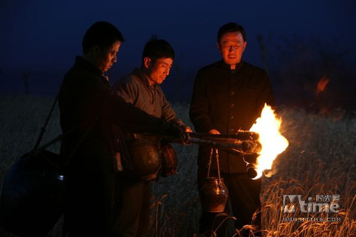 黑娃、鹿兆鹏、白孝文三个白鹿原青年火烧麦田