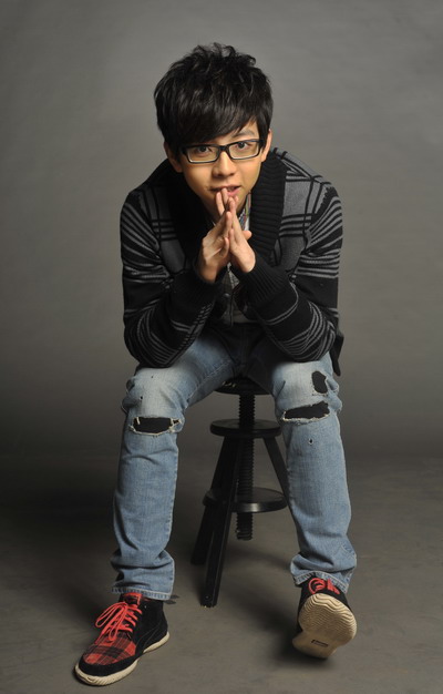 《 伤心童话 》热映 胡夏同名主打歌助阵 票房 _娱