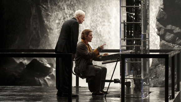 《蝙蝠侠:黑暗骑士崛起》全球票房超10亿美元