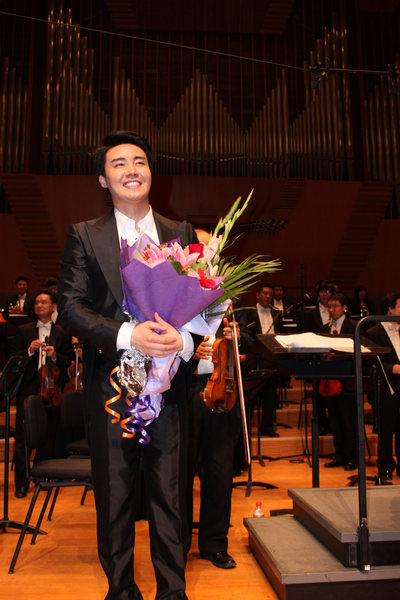 张英席再演《<em>茶花女</em>》获成功