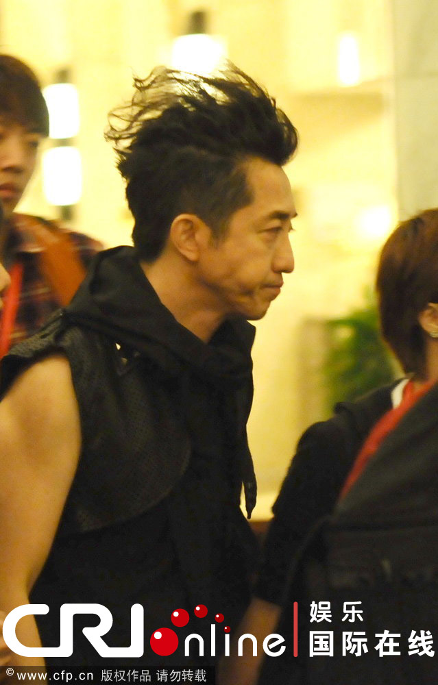 挡手机不让拍照