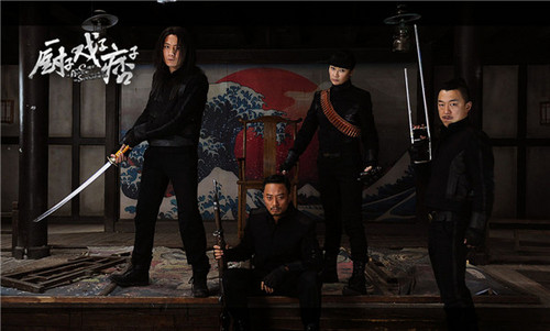 《厨戏痞》终极预告 骉叔合体组黑衣人战队_娱