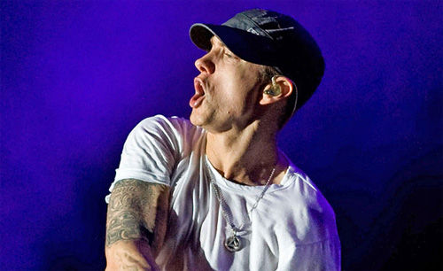 在线消息:据美国《娱乐周刊》报道,美国说唱歌手埃米纳姆(eminem)说过