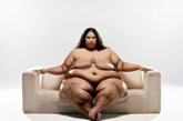 超级肥胖女人拍写真，“千斤”小姐的另类美。