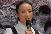 蒋勤勤

2008年5月31日，“爱心妈妈”蒋勤勤出席在北京举行的“汶川大地震灾区儿童绘画展开幕式，素颜亮相。蒋勤勤产后失玉女风采，身形臃肿。

