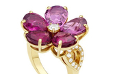 粉色碧玺、红碧玺和密镶钻石组成的戒指，价格￡13.200,00