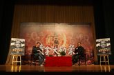 2012年4月7日，宁浩携《黄金大劫案》做客重庆大学，张一白现身支持。