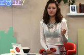 韩国美女主播朴恩智由于外型俏丽加上171公分高挑身材及长腿，马上拥有众多粉丝。不过之前她身着暴露装扮出镜引发不少民众热议。
