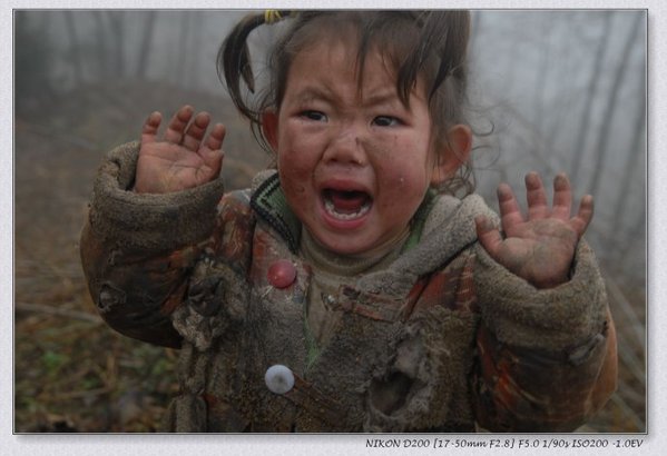 中国贫困儿童剪影