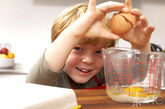　鸡蛋是很好的营养品之一，富含多种人体必需的物质，但是在中医学中，任何事物都相生相克，鸡蛋也不例外，因为吃完鸡蛋后，有些事情不能立即做。以下是7件吃完鸡蛋不能立即做的事情！

