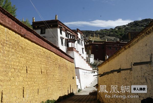 拉萨三大寺之甘丹寺