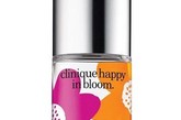 倩碧2011春季限定香水名为“HappyinBloom”，光看它那春意盎然的外表已经让人心动不已了。这款香味道清新，微甜，犹如春天的气息令人很舒服。
