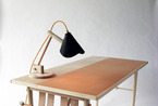 平淡与独特相统一 瑞典木质书桌椅欣赏