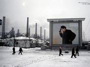 日本记者记录1980年代朝鲜：丰收后向领袖献礼